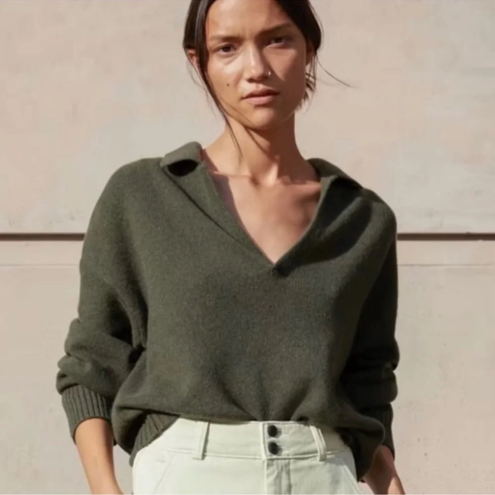 Everlane • Cashmere Polo Sweater - Picture 1 of 9